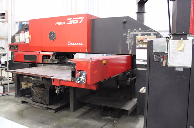 33 TON AMADA ... CNC TURRET PUNCH